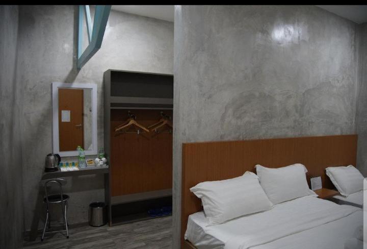 ริค รีสอร์ต เตลุก์ อินตัน Hotel เตลุคอินทัน ภายนอก รูปภาพ